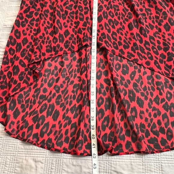 Torrid Red Cheetah Animal Print Button Up Tunic Shirt Semi-Sheer Plus Size 3X - Picture 9 of 13